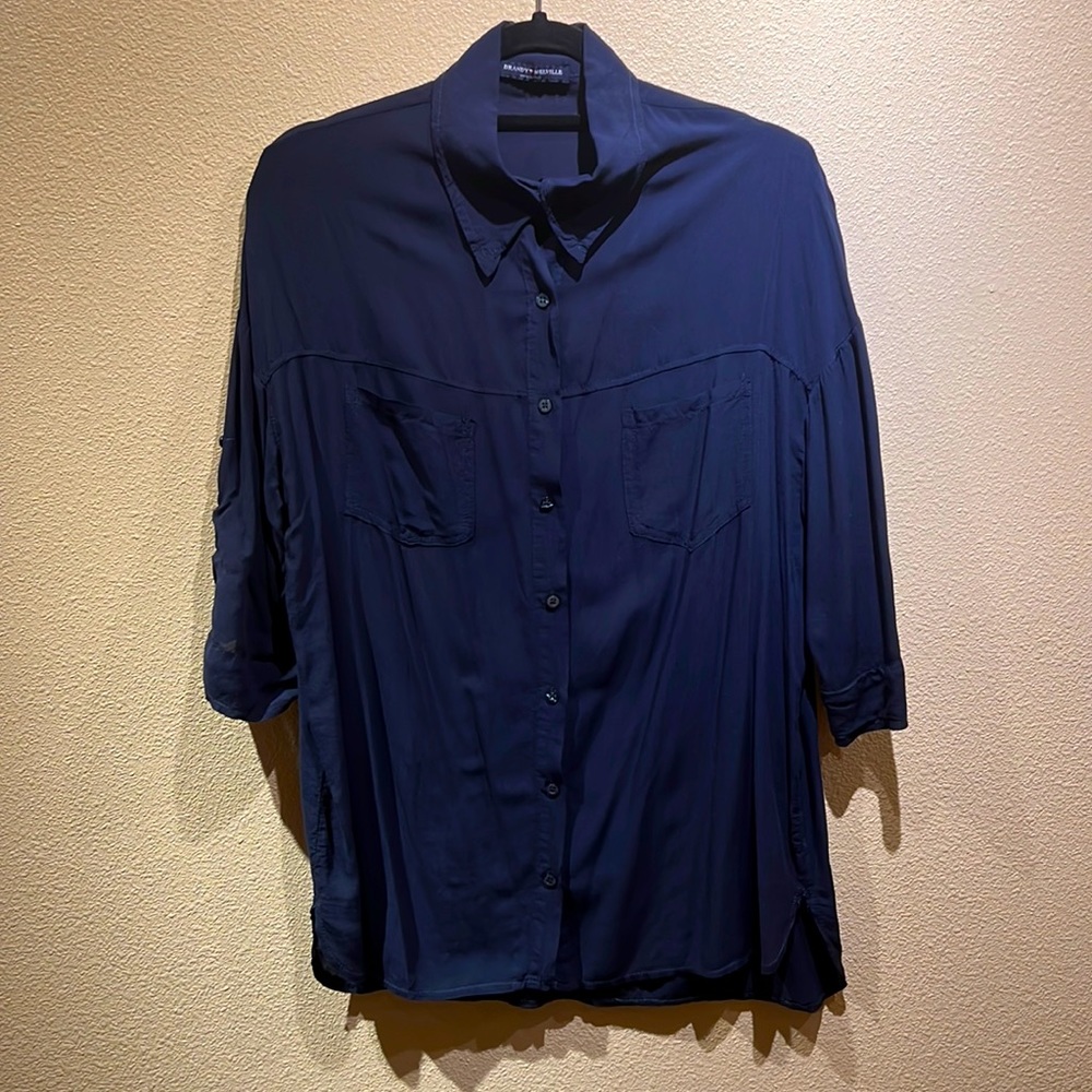 Brandy Melville shirt in navy blue. One size fits all.